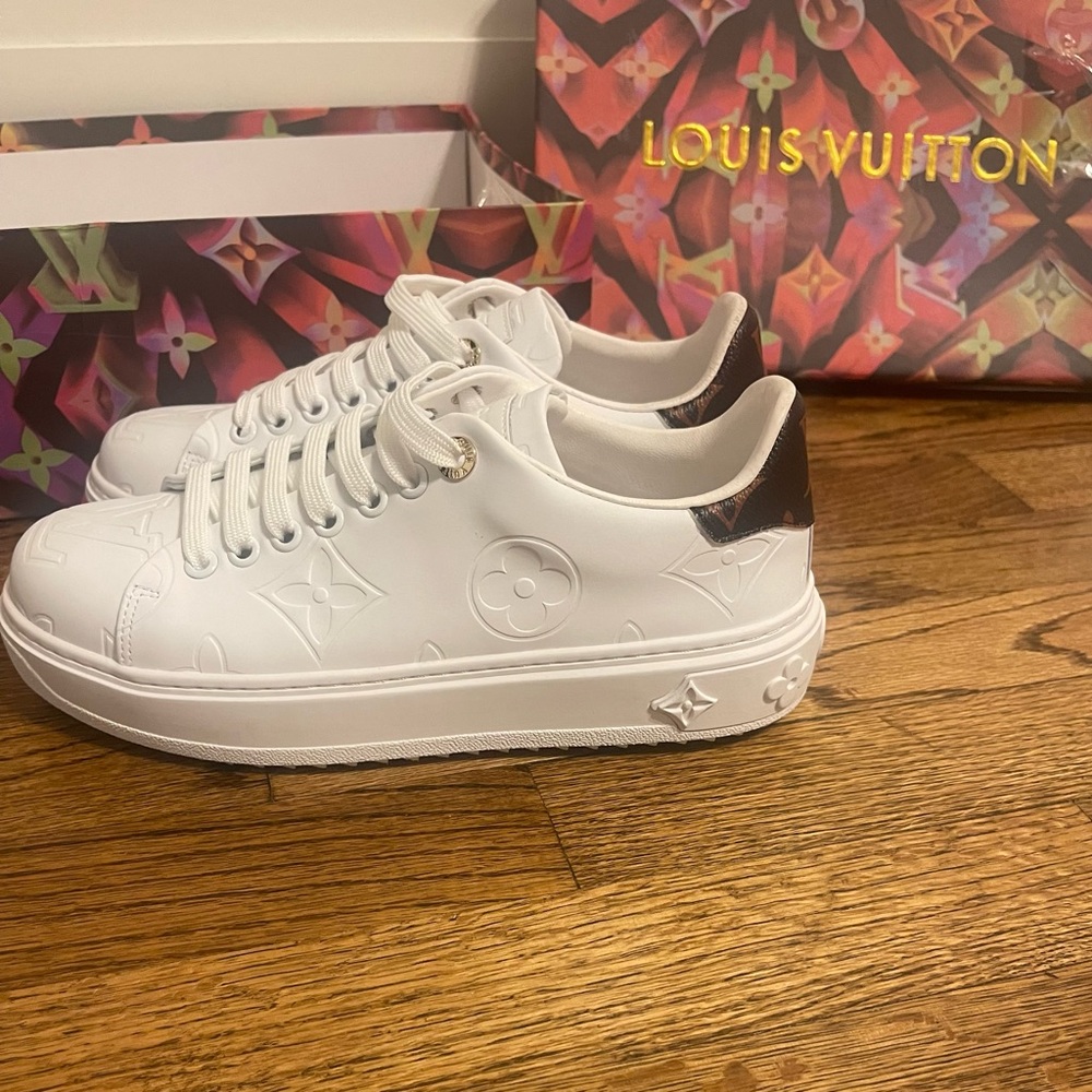 Louis Vuitton “Timeout” women’s sneakers